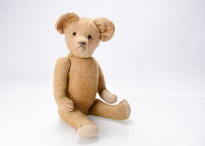 Lot 351 - A 1920/30s German teddy bear