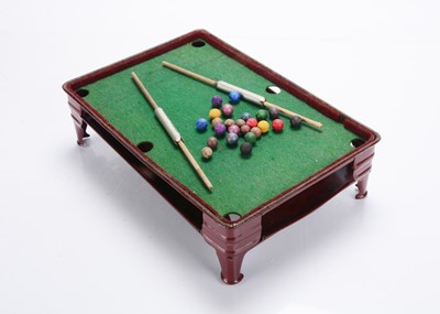 Lot 456 - A painted tinplate toy snooker or billiard table