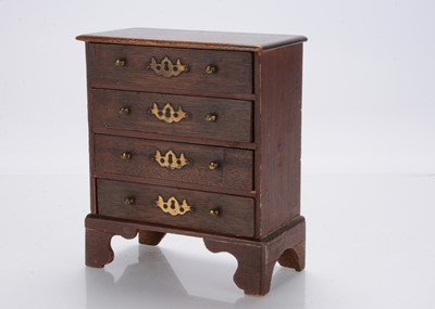 Lot 730 - An early 19th century John Bubb doll’s chest of drawers