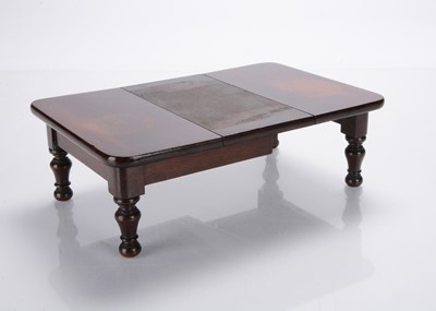 Lot 733 - A Victorian mahogany miniature extending dining table