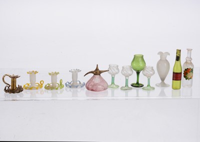 Lot 770 - Dolls’ house glass