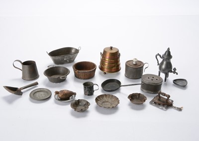 Lot 803 - Dolls’ house kitchen equipment