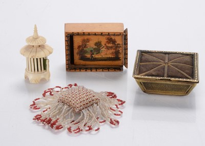 Lot 815 - Antiques for dolls’ houses