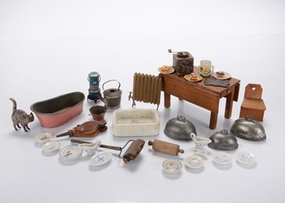 Lot 870 - Dolls’ house kitchen equipment