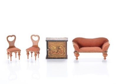 Lot 935 - Late 19th century German small scale dolls’ house furniture