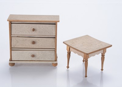 Lot 941 - An interesting late 19th century German dolls’ house chest of drawers