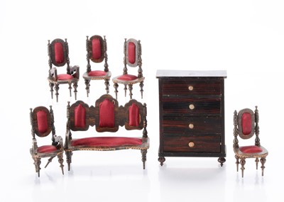 Lot 950 - A late 19th century German small scale dolls’ house set