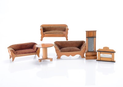 Lot 972 - 19th century German dolls’ house furniture