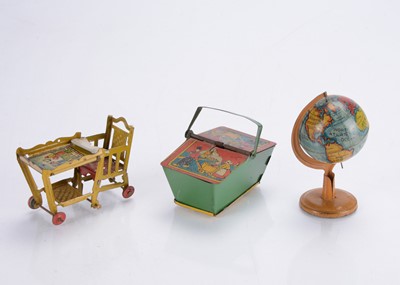 Lot 988 - German dolls’ house Penny Toys