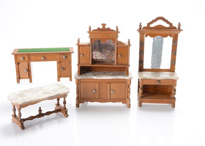 Lot 1091 - Schneegas larger scale dolls’ house furniture