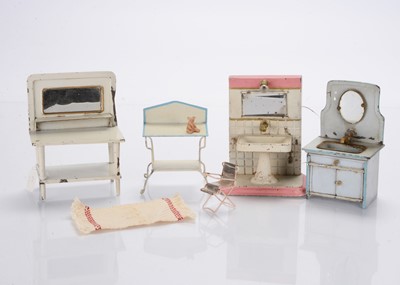 Lot 1151 - German tinplate dolls’ house bathroom pieces