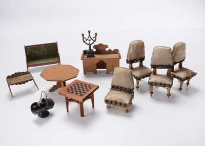 Lot 1156 - Various dolls’ house furniture