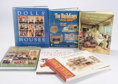 Lot 1174 - A large quantity of dolls’ house reference books