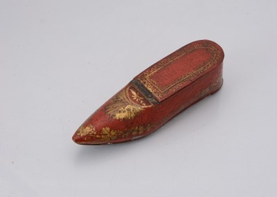 Lot 1256 - A rare 19th century red painted toleware slipper snuff box