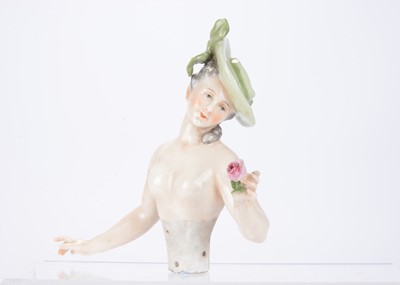 Lot 1293 - A Dressel & Kister half-doll in green hat