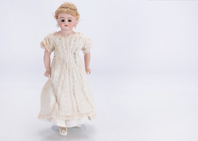 Lot 1393 - A Simon & Halbig bisque shoulder-head doll