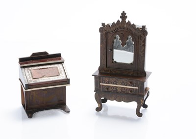 Lot 1528 - Two mid 19th century Waltershausen dolls’ house furniture
