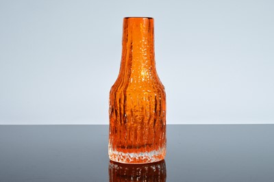 Lot 12 - A late 1960s Whitefriars Glass "Mallet" vase designed by Geoffrey Baxter