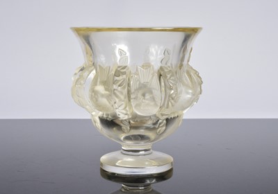 Lot 19 - A Lalique glass vase