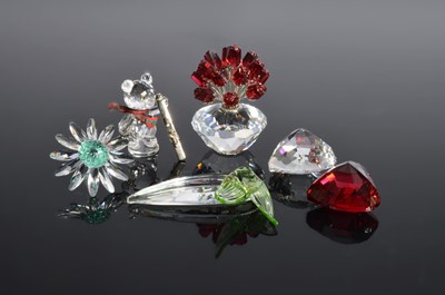 Lot 70 - Six Assorted Swarovski items