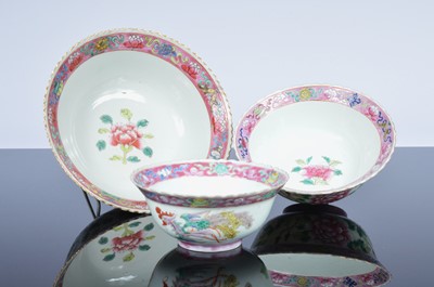 Lot 110 - A group of three mid 20th century Chinese porcelain bowls
