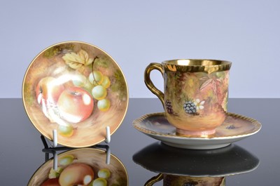 Lot 117 - A Royal Worcester porcelain cabinet cup and saucer and a dish