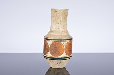 Lot 183 - A c1960s Troika Pottery vase