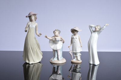 Lot 202 - Four modern NAO porcelain figures