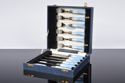 Lot 219 - A cased set of six Wedgwood Jasperware handled fish eaters