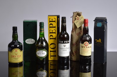 Lot 335 - A collection of five assorted bottles of Sherry