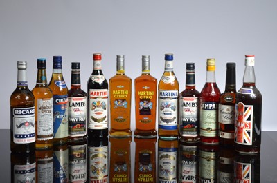 Lot 343 - A collection of twelve alcoholic bottles