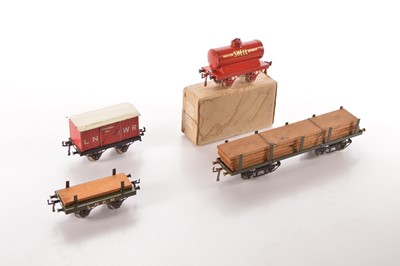 Lot 65 - Hornby 0 Gauge Group of early Goods wagons (4)