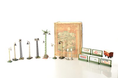 Lot 102 - Bing/ Kibri/Marx and other commercial manufacturers 0 Gauge and larger Railway accessories (17)