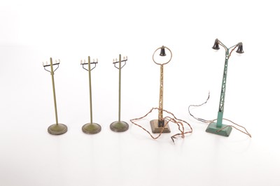 Lot 110 - Marklin 0 Gauge and larger Railway accessories (5)
