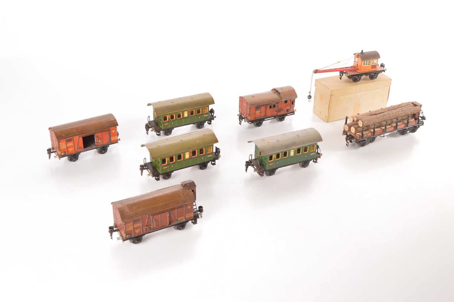 Lot 116 - Marklin 0 Gauge group of DR Goods and Passenger rolling stock (8)