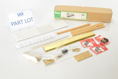 Lot 190 - Roxey Mouldings 0 Gauge Finescale SR Motor Brake third and Driving trailer kits, (2)