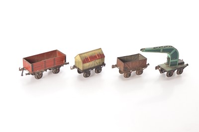 Lot 265 - Bing Gauge 1 Continental outline Goods wagons (4)