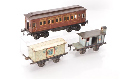 Lot 271 - Bing Gauge 1 Continental outline Passenger and goods rolling stock (3)