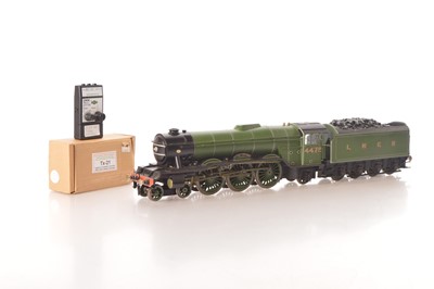 Lot 381 - Accucraft Gauge 1 4-6-2 Loco & Tender LNER lined green A3 class 'Flying Scotsman'