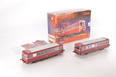 Lot 427 - Piko Railbus and Trailer VT98/VS978 (1)