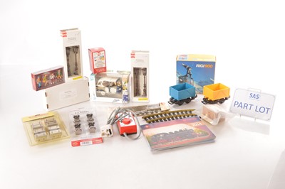 Lot 441 - LGB and Aristocraft various items and wagons (39)