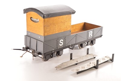 Lot 551 - 5 inch Gauge 8-wheel long wheel base riding truck