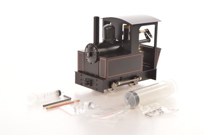 Lot 562 - Accrucraft trains Ref: AC77-101  45mm Gauge 1 0-4-0 Narrow Gauge lined black industrial Tank type Loco 'Dora'