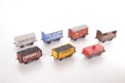 Lot 581 - Northern Finescale and other manufacturers Gauge 1 group of Goods Rolling stock (7)