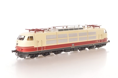 Lot 592 - unknown make Gauge 1 Continental outline class 103 overhead electric style Locomotive DB cream and red