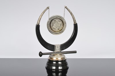 Lot 458 - A vintage Indian dinner gong