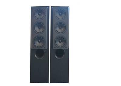 Lot 532 - KEF Speakers