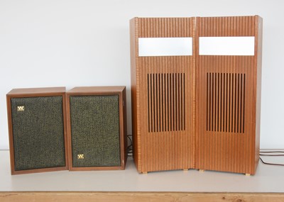 Lot 543 - Speakers