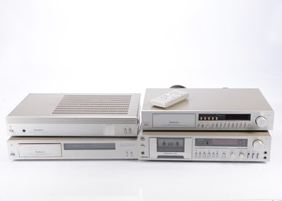 Lot 560 - Technics Separates