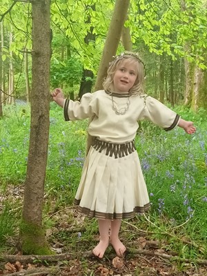 Lot 1247 - An early 20th century child’s Julius Caesar dressing up costume